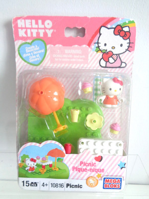 Hello Kitty 10816 Mega Bloks 15-teiliges Picknick-Set - Neu auf Karte