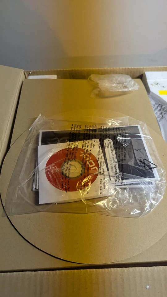 New ION LP DOCK Recordable Vinyl TURNTABLE With Dock For Ipods 5th Gen Or Older  - Image 4 of 4