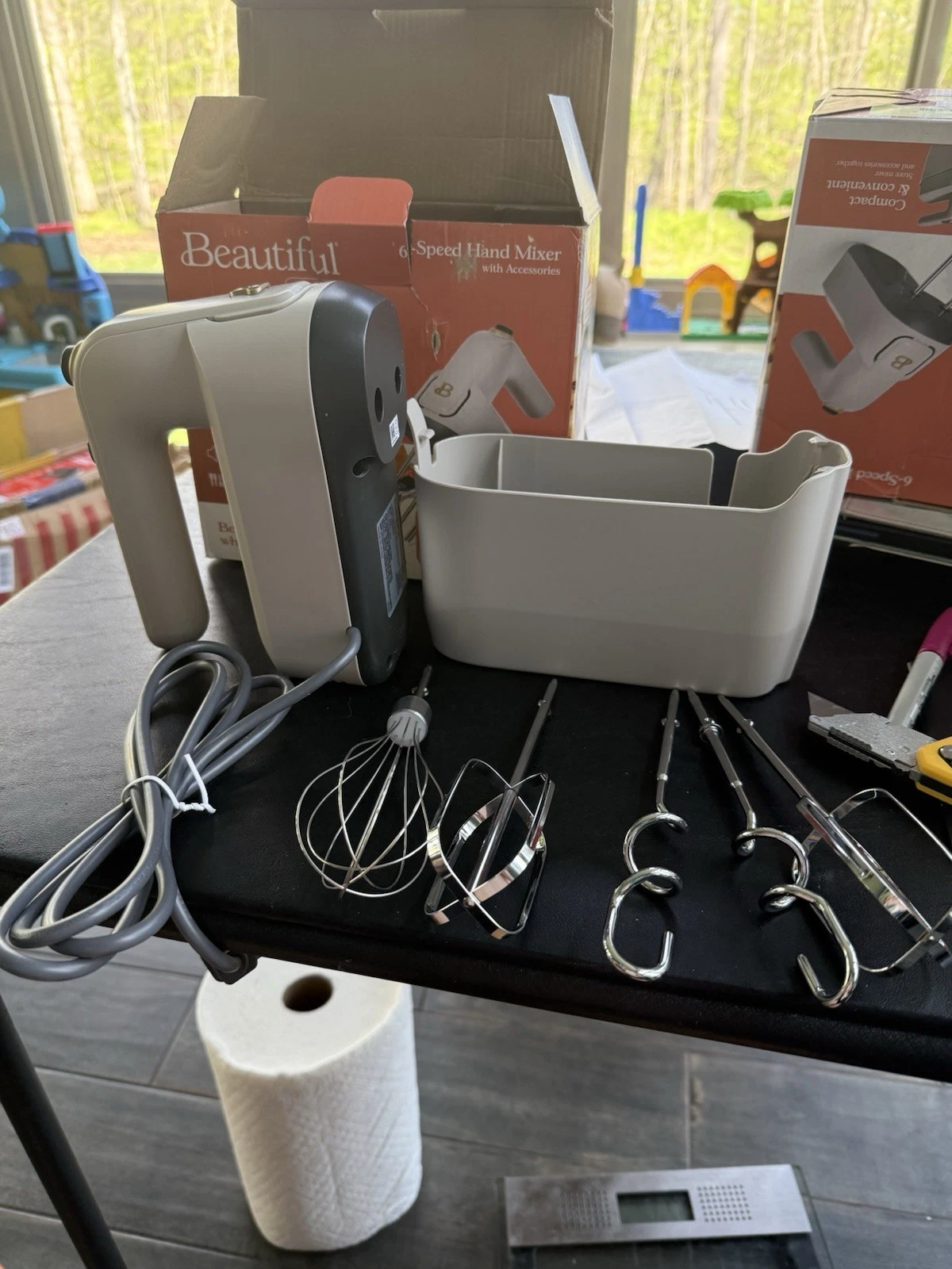 Beautiful 6 speed hand mixer w/accessories in Porcini Taupe
Opens in a new window or tab