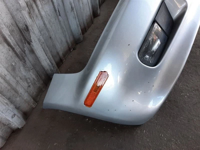 Front Bumper Fits 96-98 BMW Z3 51118400160 Cracked* Foto 4 de 4