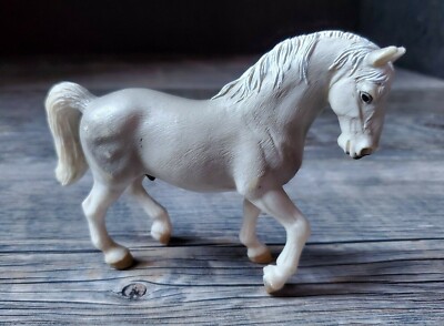 Schleich 5'' Horse Figure Grey White Mane 2004