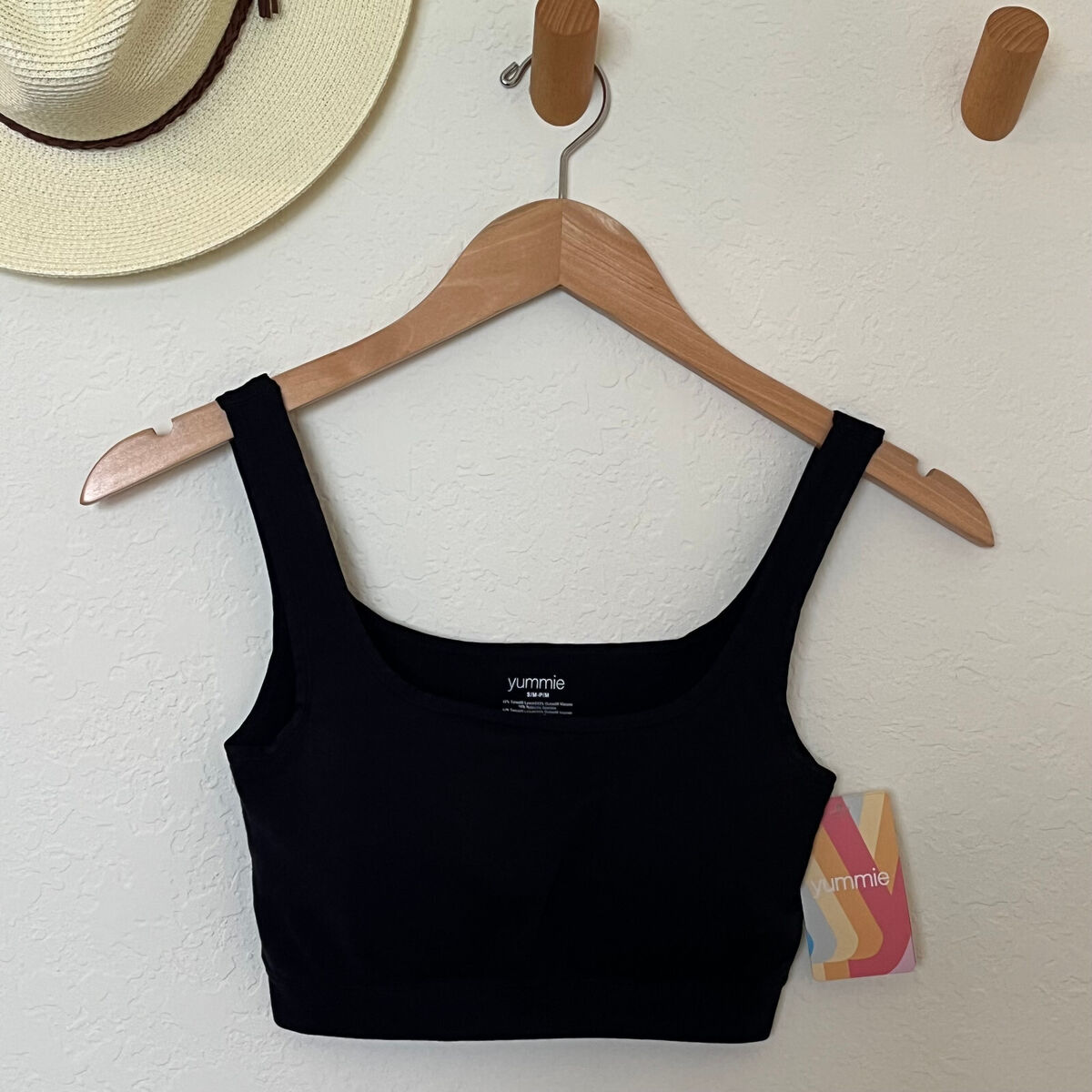 Yummie Seamless Collection YT5- 073 Stretch Black Cropped Re Yummie Seamless Collection YT5- 073 Stretch Black Cropped Re