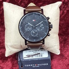 Tommy Hilfiger Tyson Brown Leather Black Dial Model 1710704 Men  s Watch 155 NEW