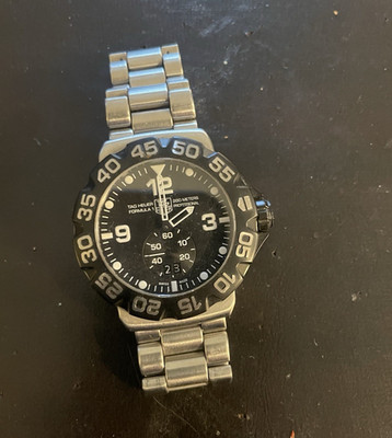 TAG Heuer Formula 1 Men's Quartz 40mm Black Dial 200m Steel Bracelet