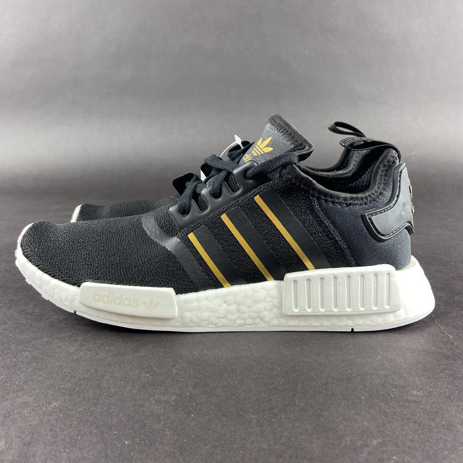 Adidas Originals Women's NMD_R1 Shoes, Black