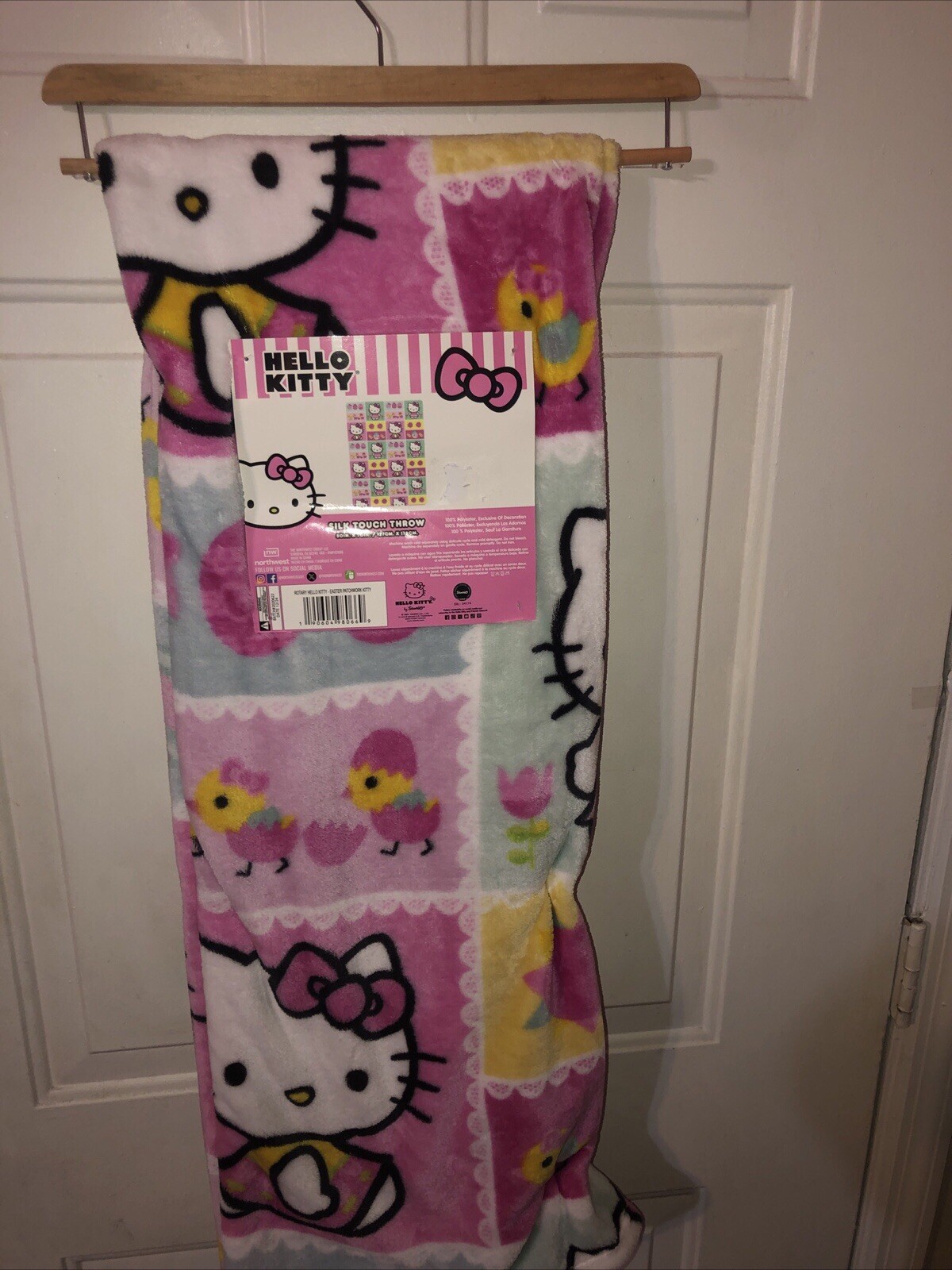 Hello Kitty Easter Pink Plush Throw Blanket 50x70in New with Tags