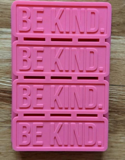 Be Kind Pink by Ellen Ice Cube Trays BPA-Free Silicone Dishwasher Safe New