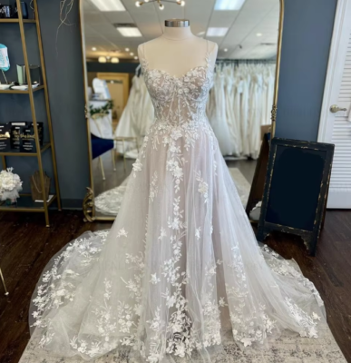 Lace Local Wedding Shops 10 Bridal Shops In St Louis To Shop For Your Dream Dress Lace Local Wedding Shops 10 Bridal Shops In St Louis To Shop For Your Dream Dress