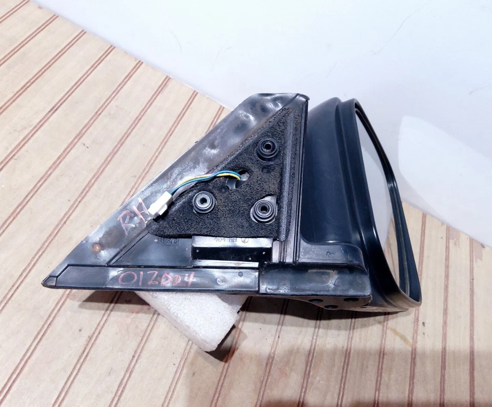 Espejo retrovisor negro sin calefacción eléctrico para pasajeros Mitsubishi Montero 1997-2002 fabricante de equipos originales  Foto 2 de 4