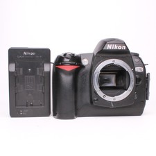 Nikon D3100 14.2MP DSLR Camera - READ DESCRIPTION