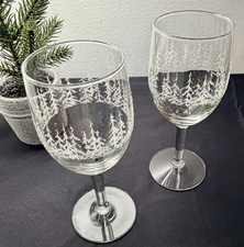Set of 2 Beautiful Vintage Libbey Etched Wine Glasses - Winter Forest pines.