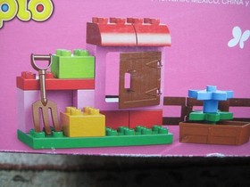 LEGO DUPLO Horse  Stable Barn Farm Set 10500 (Not Complete)