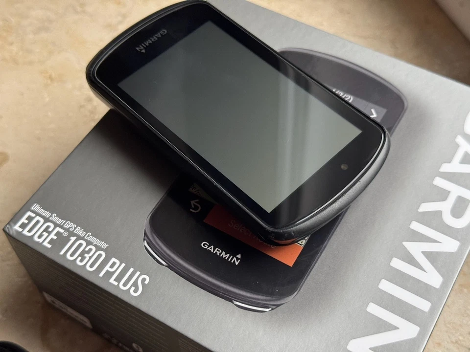 Garmin Edge 1030 Plus Fahrradcomputer  Schwarz Navigation GPS - Bild 4 von 4