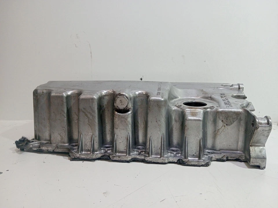 04L103603 SUMPF / 300177 FÜR AUDI A1 8X1, 8XK 2.0 TDI - Imagem 2 de 4