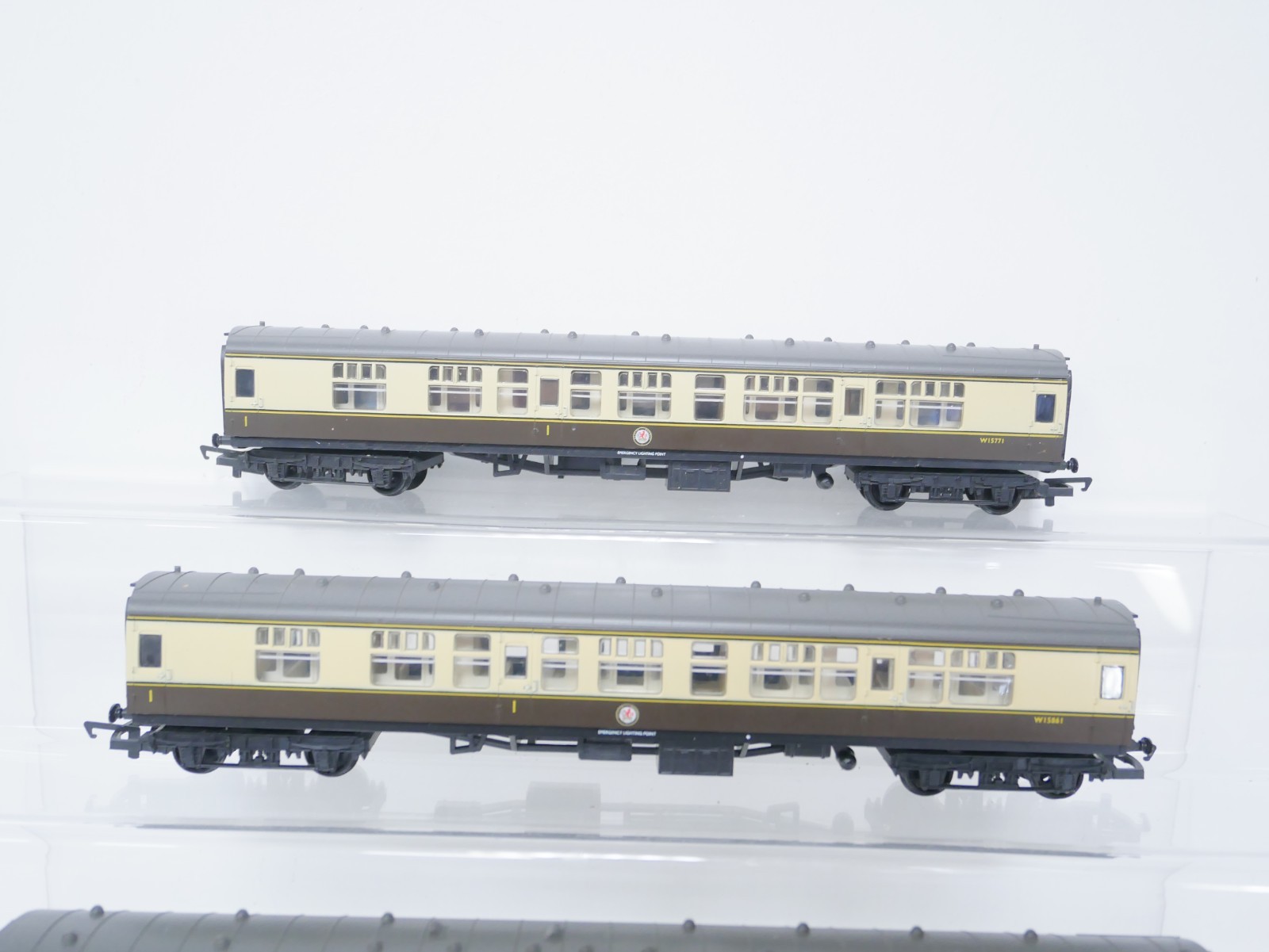 Picture 4 of 5