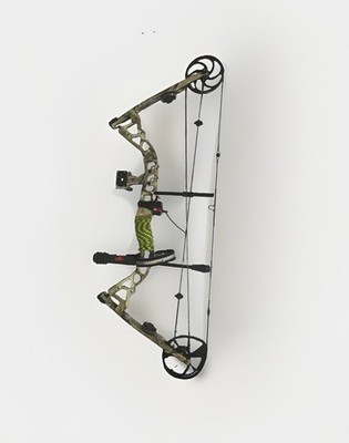 Diamond Edge 320 Bow Package Mossy Oak Break Up Country 70 Lb. LH - A13802