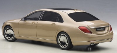 2015 MERCEDES MAYBACH S600 S-KLASSE(SWB) GOLD 1:18 AUTOart 76294