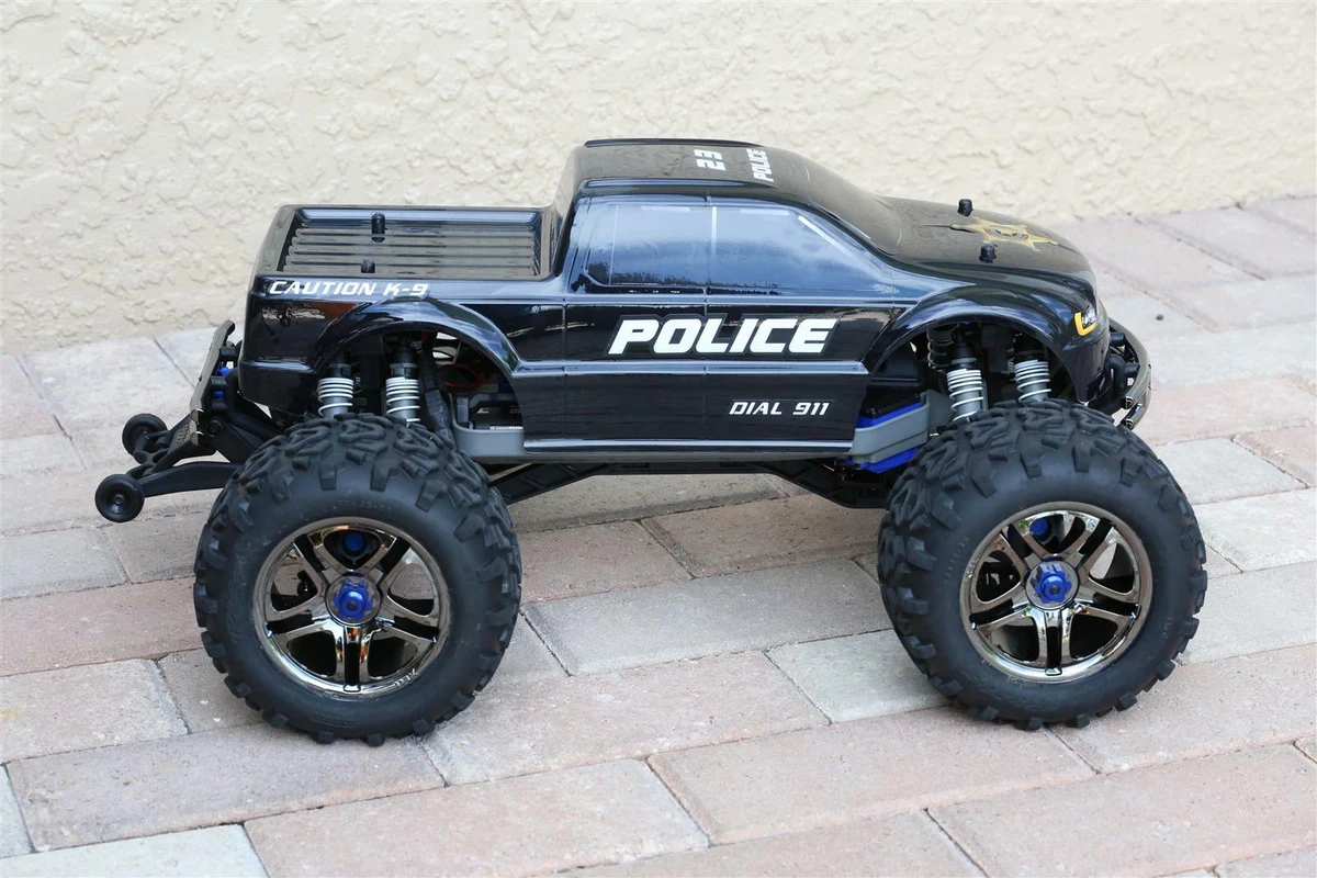 E maxx rc truck deals