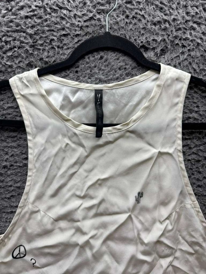 Regata atlética Veda estampa gráfica mistura de algodão cropped branca feminina tamanho P - Imagem 3 de 4