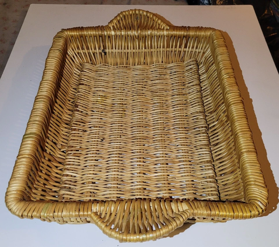 Vtg Rattan Wicker Basket Serving Tray Handles BOHO Decor Baskets 20"x13"x3" - Image 4 of 4