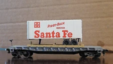 Athearn 30' Flarcar TOFC Van ~ Chicago & North West ~ Rd# 4260 - HO
