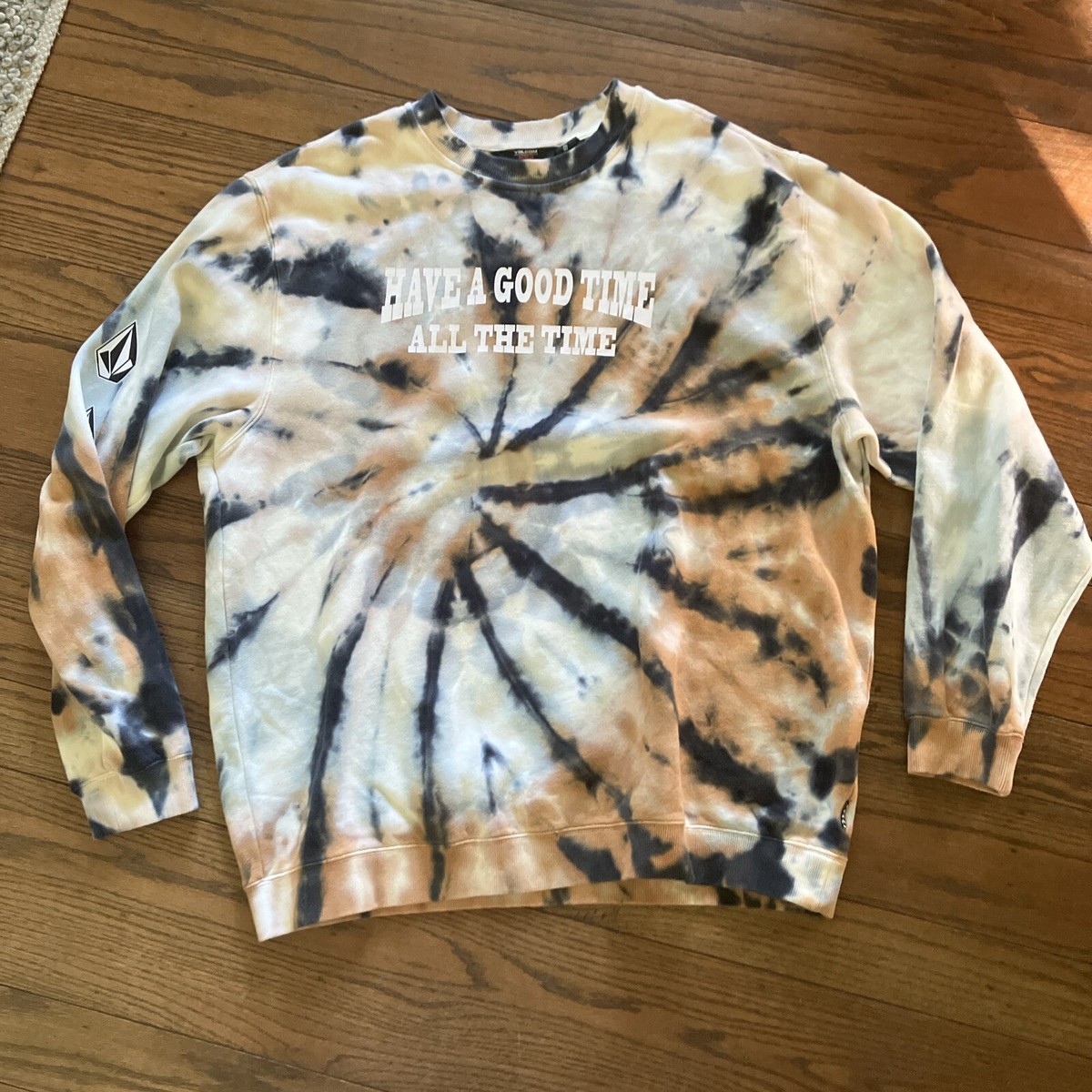 Volcom x Netflix x OBX Tye Dye Outerbanks XXL Sweatshirt Tv