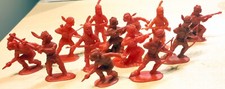Konvolut++13 x INDIANER Karl-May-Wundertütenfigur rot++HEINERLE Domplast ab 1967