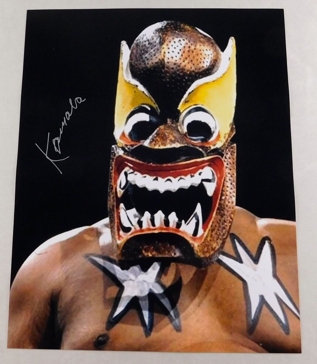 Kamala Signed 16x20 WWF Wrestling Promo Photos Wrestler Legend WWE Pose WCW