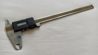 Mitutoyo Digitaler Digital Messschieber Schieblehre Digimatic 300 mm Messlehre 