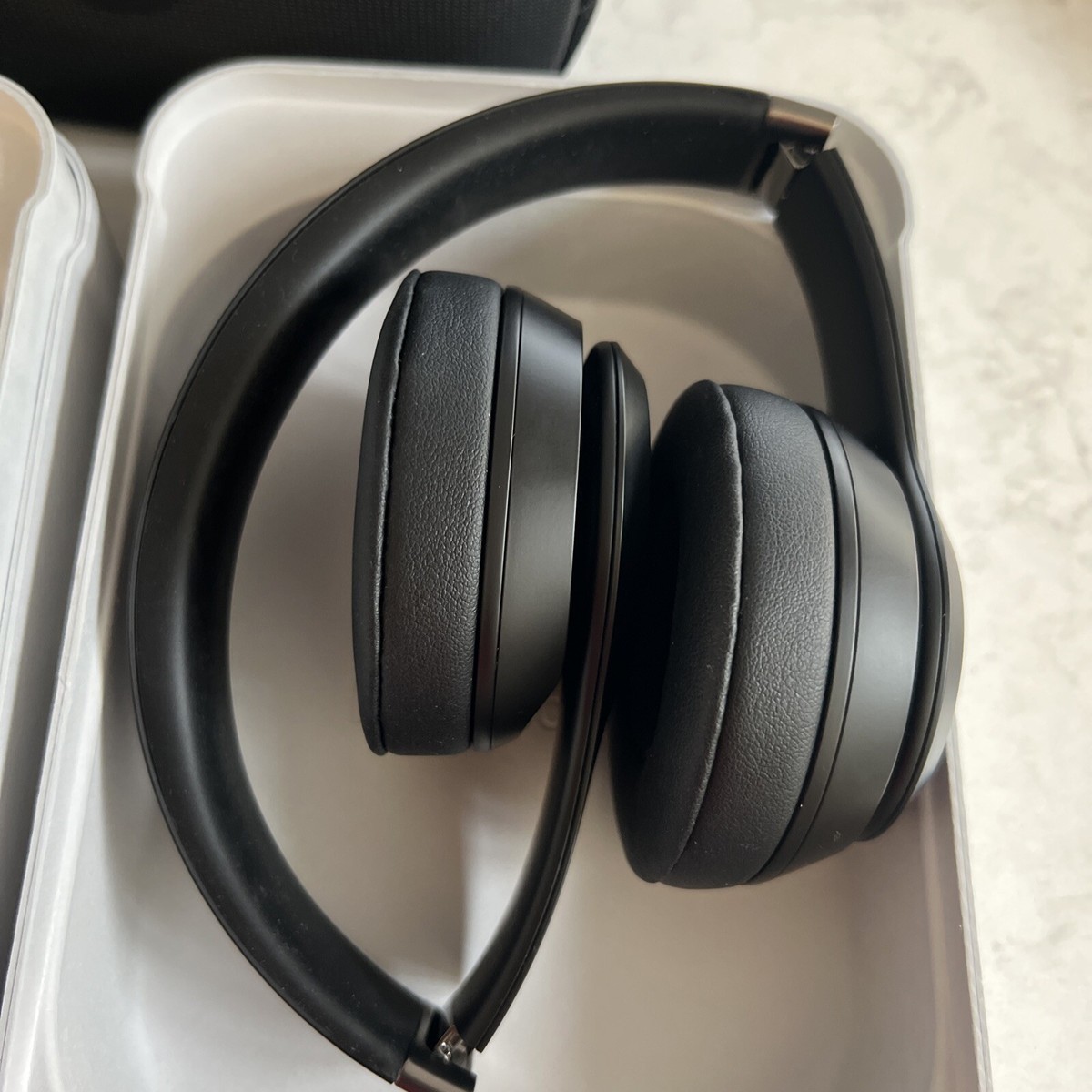 Beats Solo 4 True Wireless On-Ear Headphones - Matte Black Beats Solo 4 True Wireless On-Ear Headphones - Matte Black