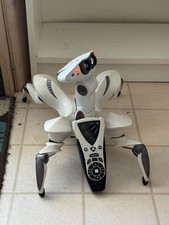 WowWee 2007 FULL SIZE Roboquad - Robot with Remote  User Manual - WORKS