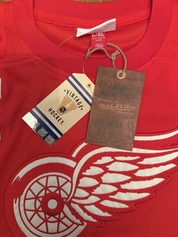 Camiseta deportiva Gordie Howe Detroit Red Wings 1960-61 Power Play Foto 4 de 4