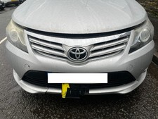Toyota Avensis Mk3 Facelift 2012-2015 Front Bumper Grilles in Silver 1F7 Cracked