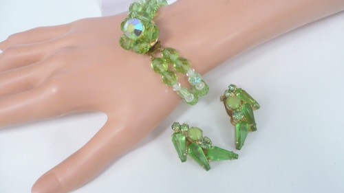 Estate Set di gioielli verdi parure, 3 fili di vetro, bracciale, orecchini - Foto 11 di 11