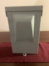 New NOS Eaton 60A, 240 VOLT, 1 PHASE NEMA 3R Air Condition Pullout Disconnect
