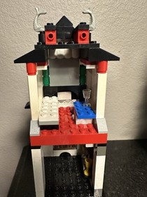 LEGO Castle: Flying Ninja&rsquo;s Fortress (6093)  100% Complete
