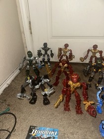 LEGO BIONICLE Lot 11 Figures Inika Berraki Piraka Toa Nuva Complete w/ Manuals