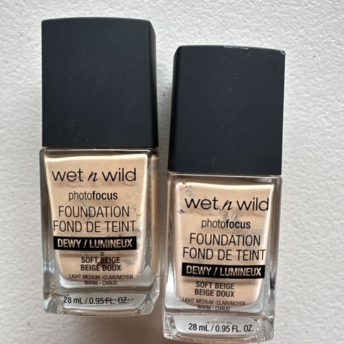 2x Wet n Wild PhotoFocus Dewy Foundation, Soft Beige 1111522, 0.95 fl oz - Picture 2 of 3