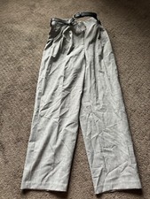 Zara Women  s Belted Grey Pleated Trousers Size M 59.90