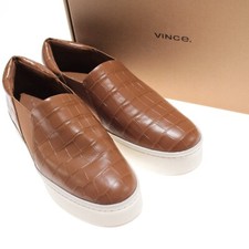 Vince NWB Warren Slip-On Sneakers Size 9 US Light Fawn Brown Embossed Leather