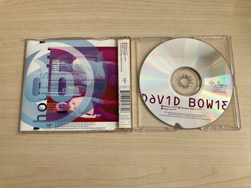 David Bowie _ Survive Live in Paris _ CD Single 3 Tracce + Video Collectors ed. - Foto 3 di 3
