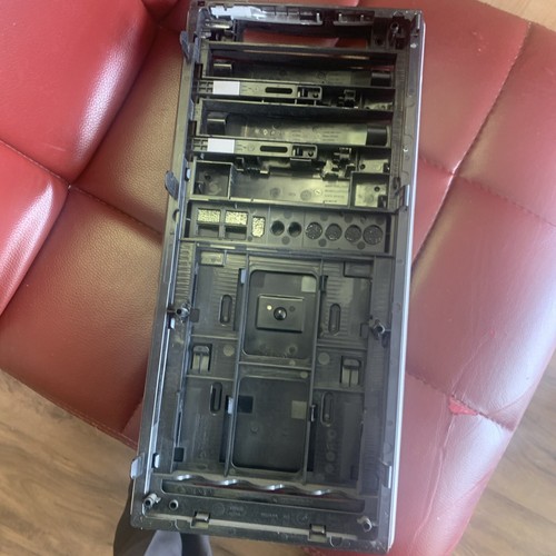 Genuine HP Pavilion p6523w Faceplate Assembly Great Condition 502227-001 - Picture 2 of 2