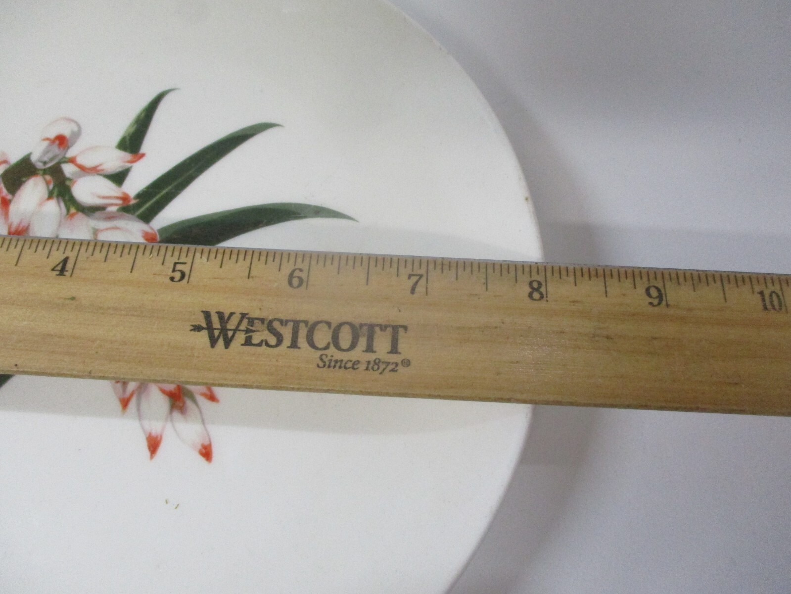 Santa Anita Ware Flowers of Hawaii SHELL GINGER 8" Plate