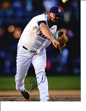 SAN DIEGO PADRES JOAQUIN BENOIT SIGNED PITCHING 8X10