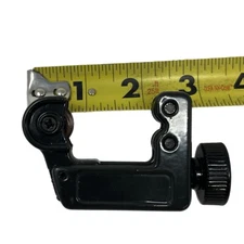 MintCraft 5368642 Mini Tube  1/8" to 1-1/8" Cutter Suj2 Cutting Wheel Zinc Body