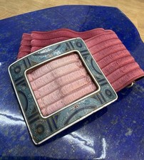 Antyczna klamra do paska w stylu secesyjnym wykonana z metalu misterowana emaliowana rzadkość