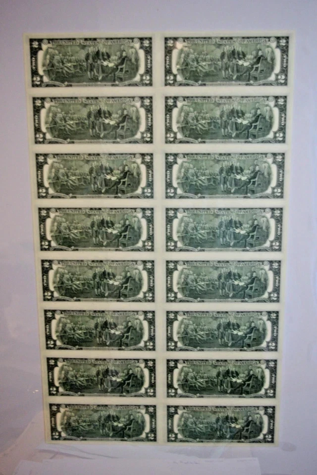 Uncut Sheet of 16 1976 Atlanta $2 Federal Reserve Notes, Fr.  1935-F - Image 2 of 2
