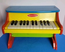 Melissa & Doug Learn-To-Play Small Piano Chil...
