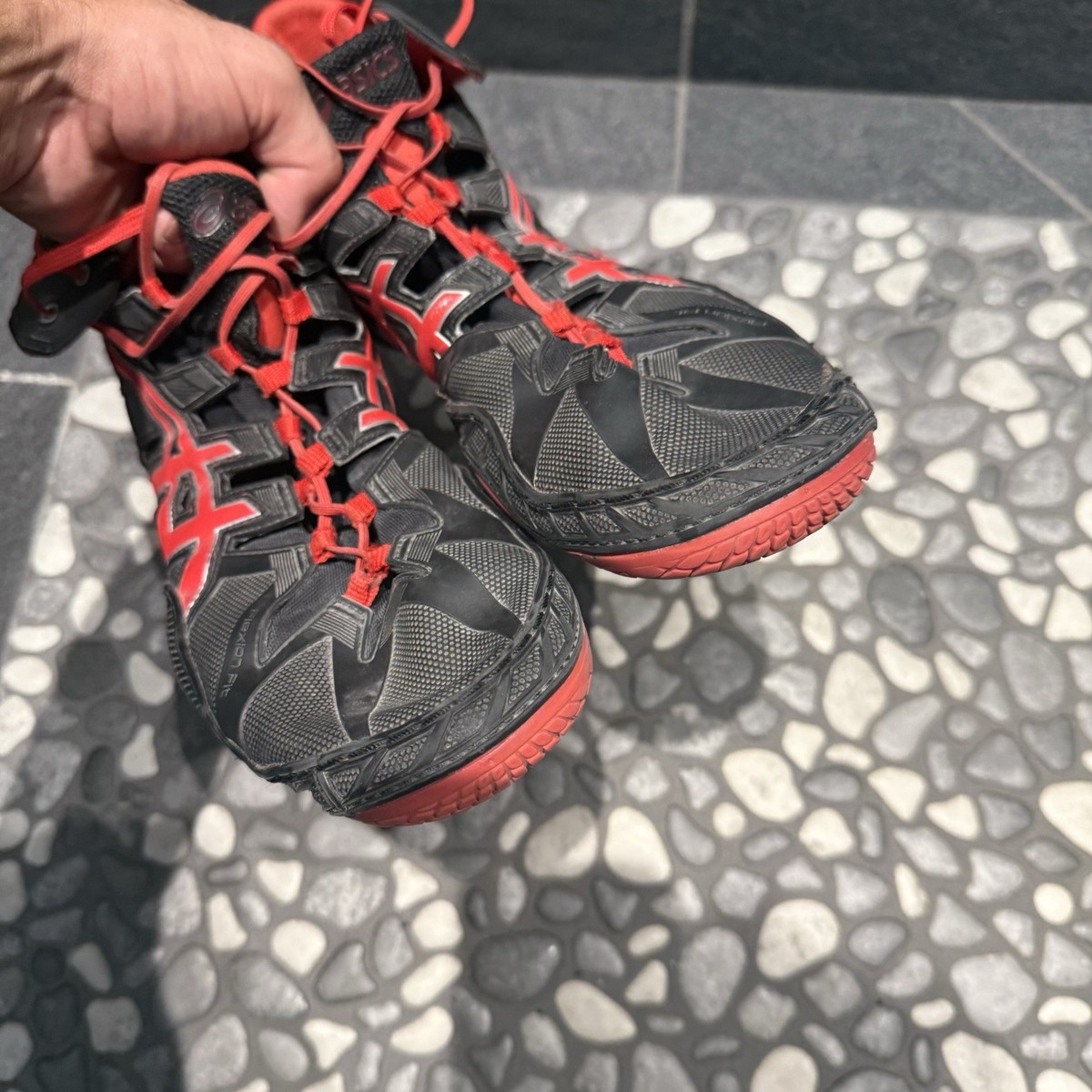 ASICS Omniflex Attack Wrestling Shoes Mens Size 14 Black Red Lace