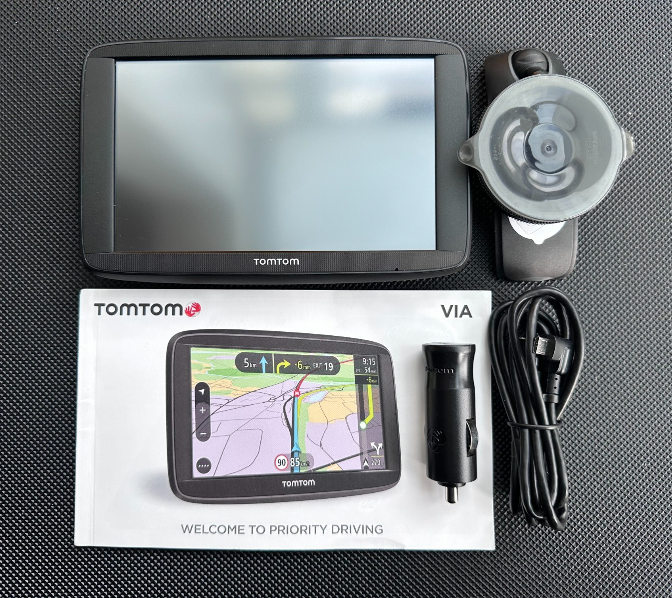 TomTom Car Sat Nav VIA 62 6 Inch Lifetime Maps and Traffic Update -FULLY UPDATED
